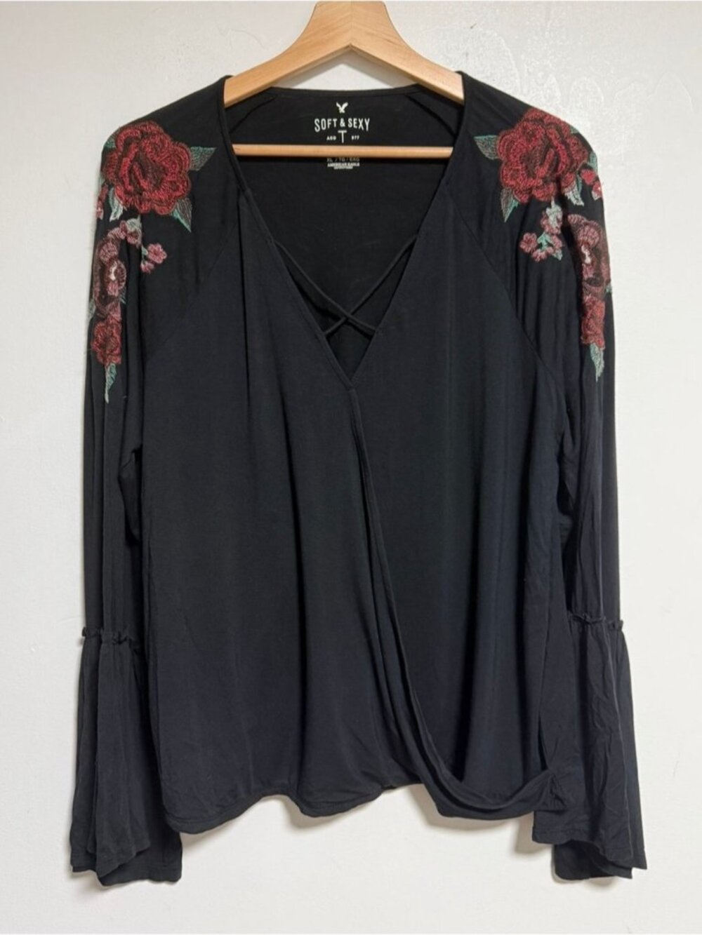 American Eagle Soft & Sexy Embroidered Bell Sleeve Top - XL - Picture 2 of 7